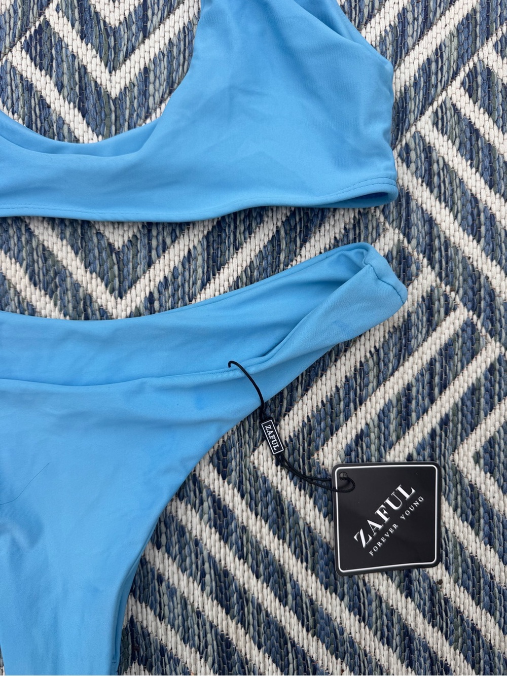 Zaful Sky Blue Scoop Neck Bikini Set - Picture 2 of 3